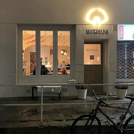 Cozy Flat In Saska Kepa Apartment